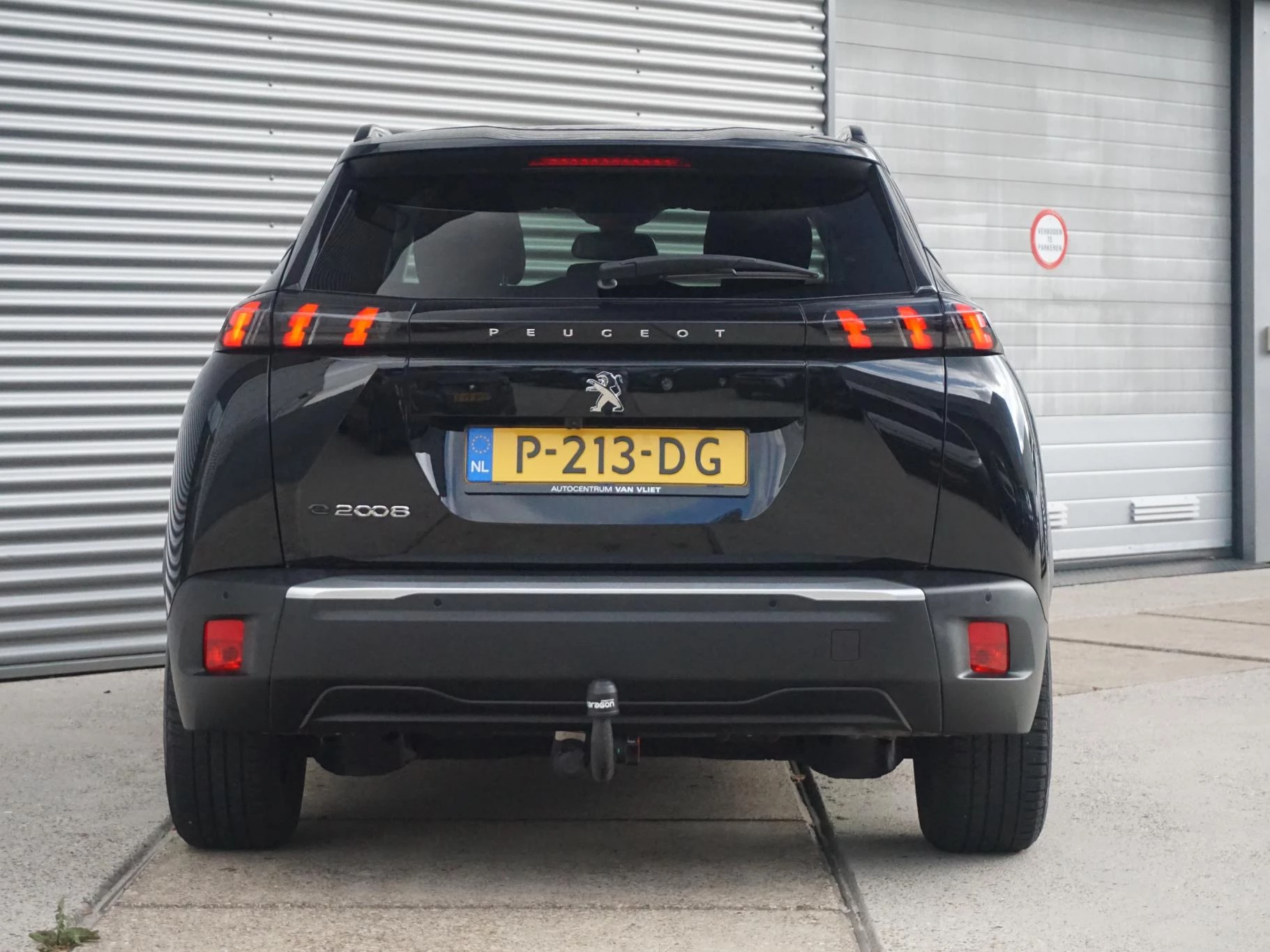 Hoofdafbeelding Peugeot e-2008