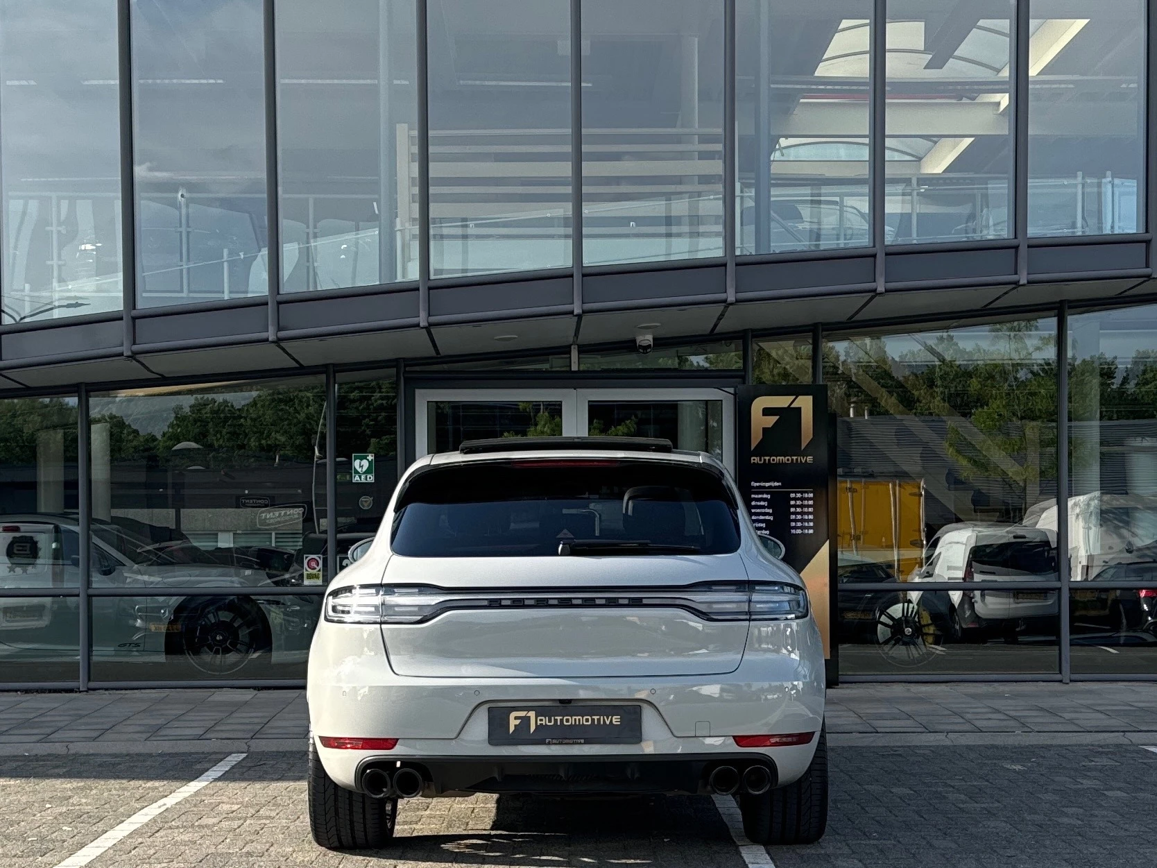 Hoofdafbeelding Porsche Macan