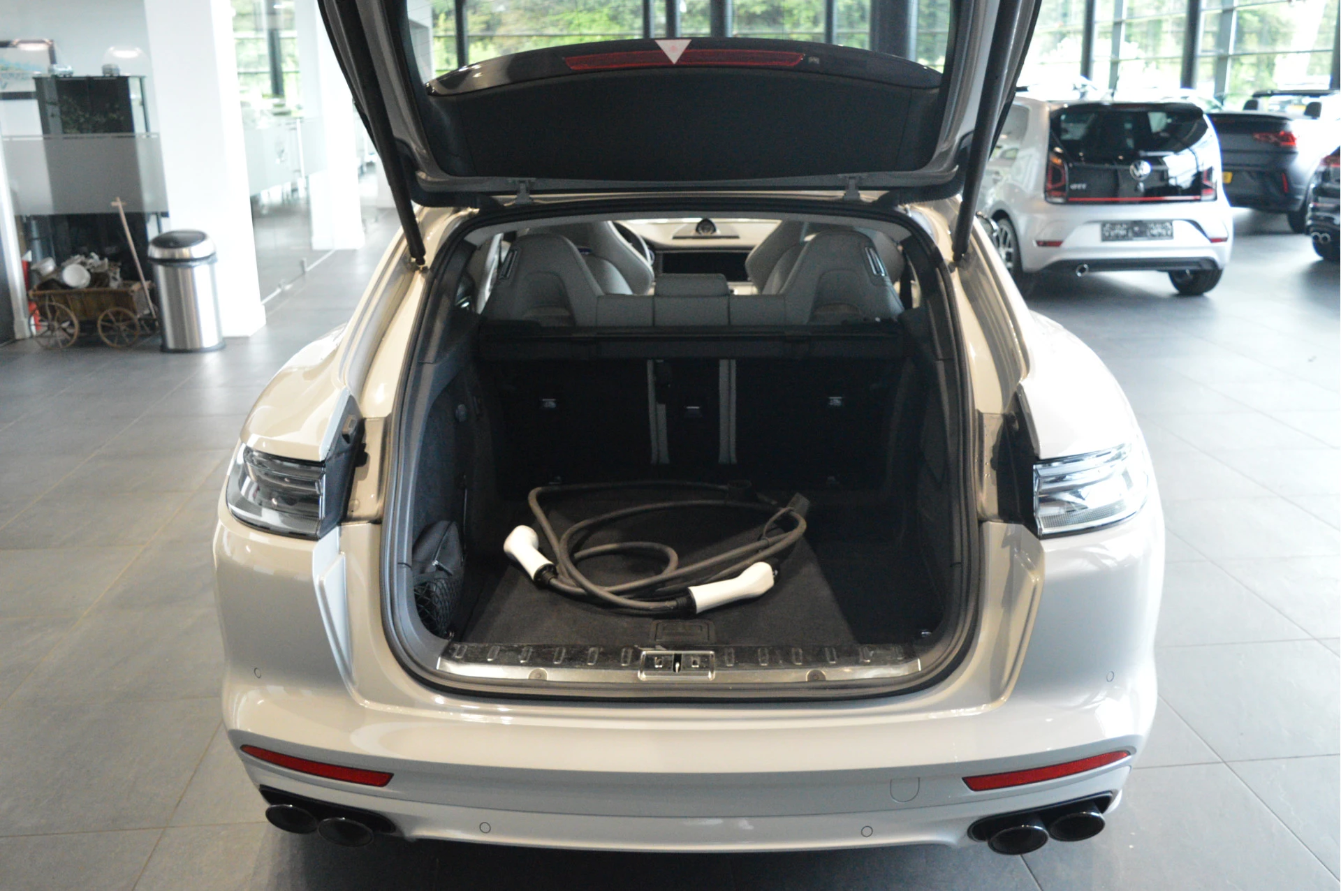 Hoofdafbeelding Porsche Panamera