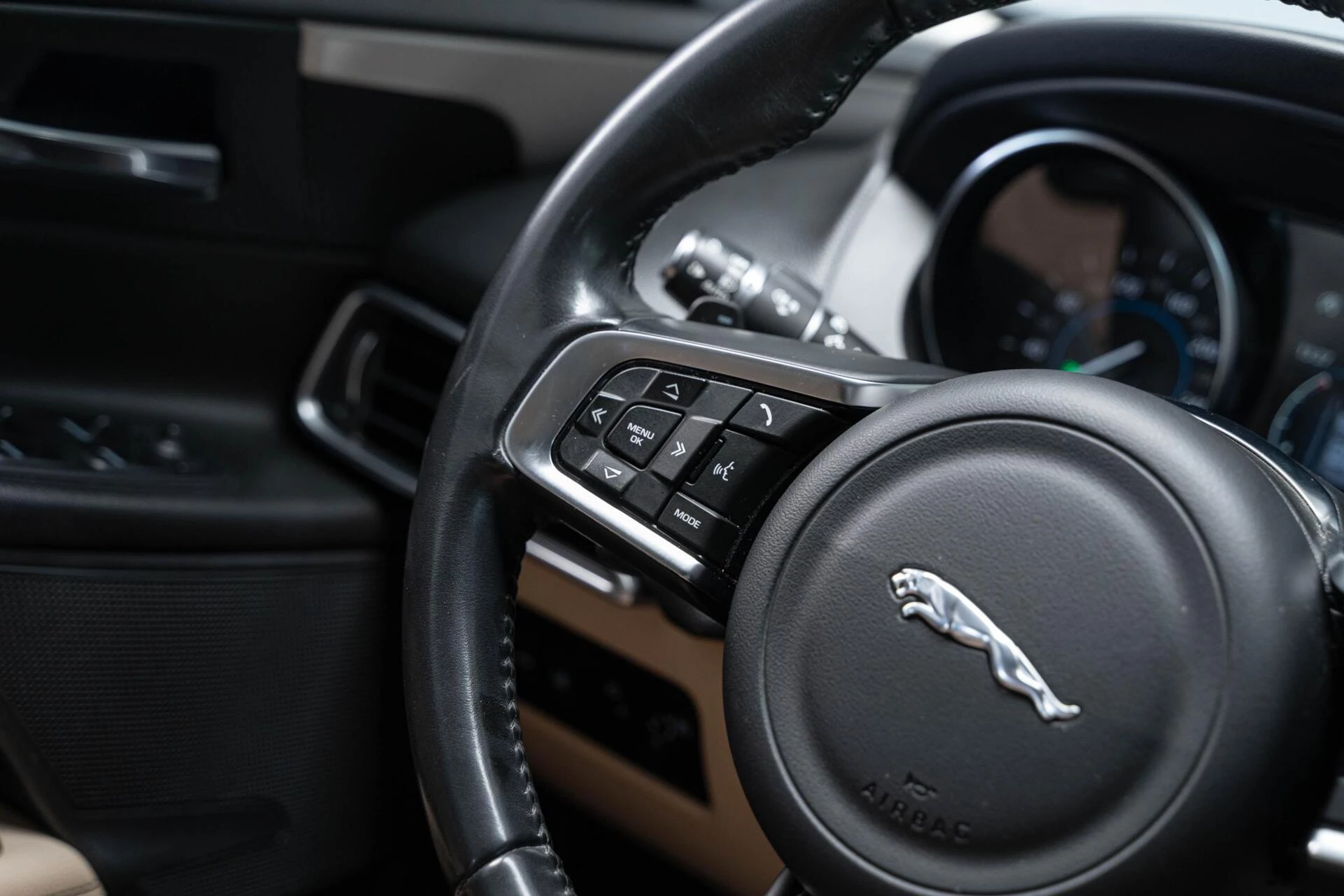 Hoofdafbeelding Jaguar XE
