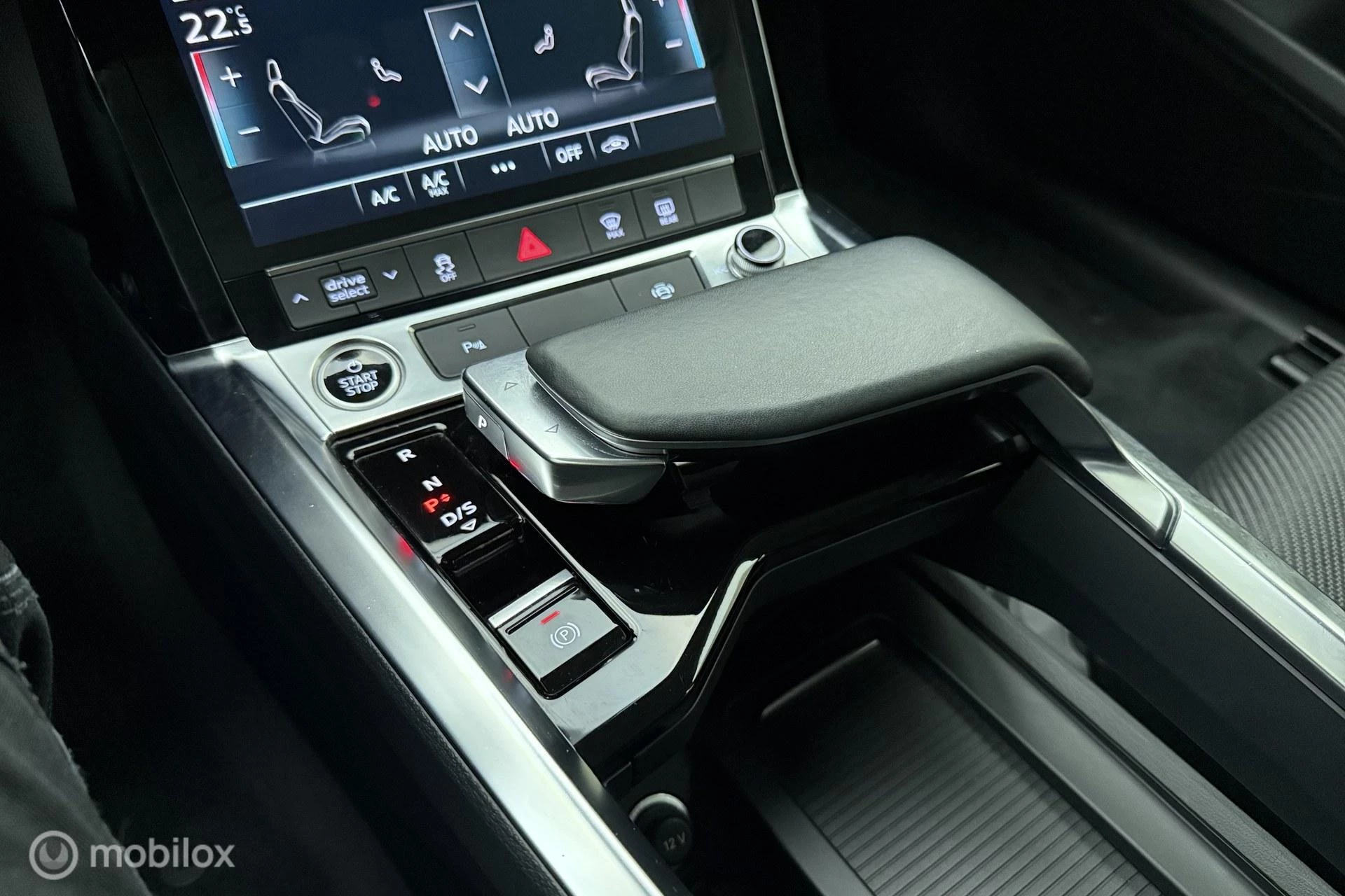 Hoofdafbeelding Audi e-tron