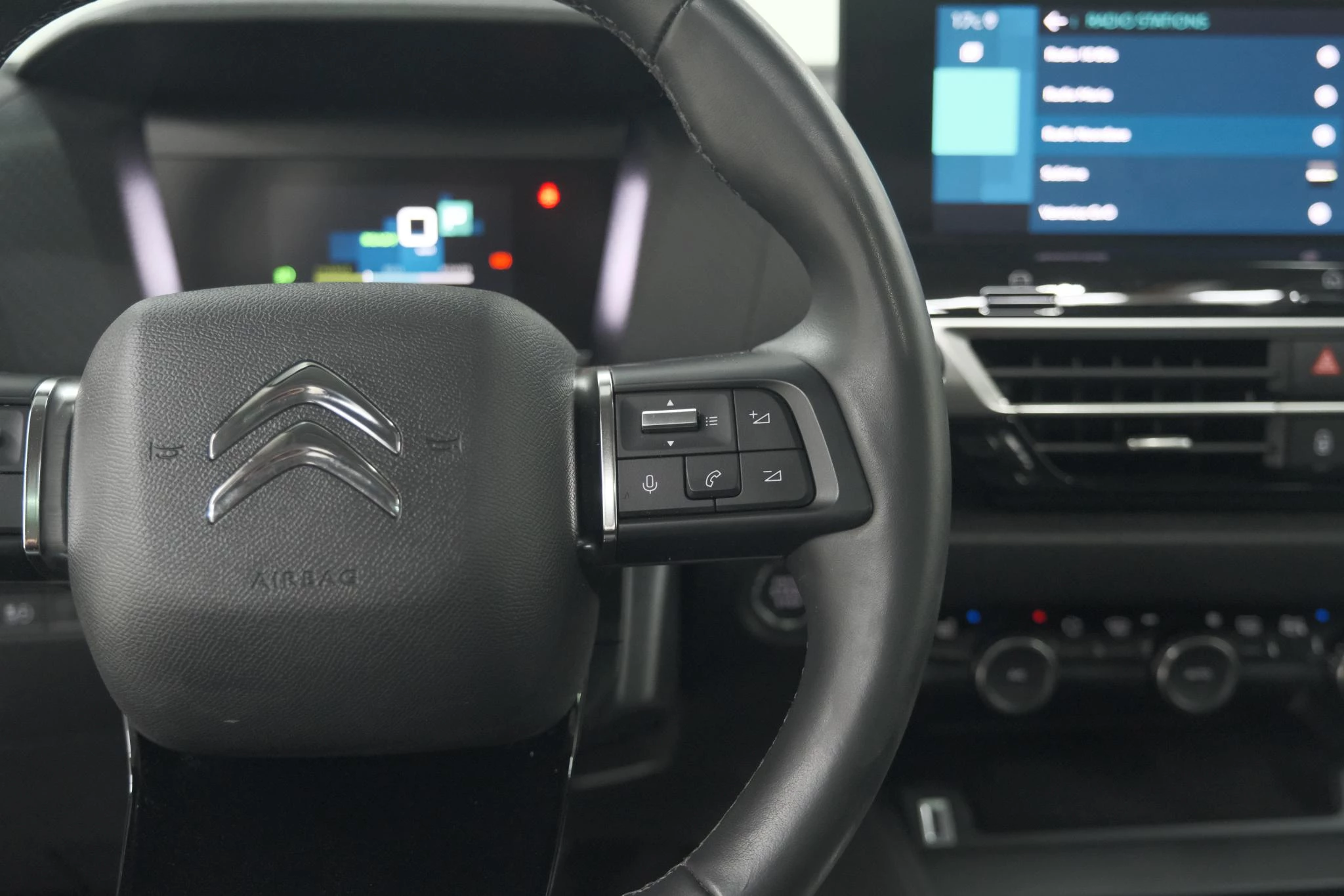 Hoofdafbeelding Citroën ë-C4