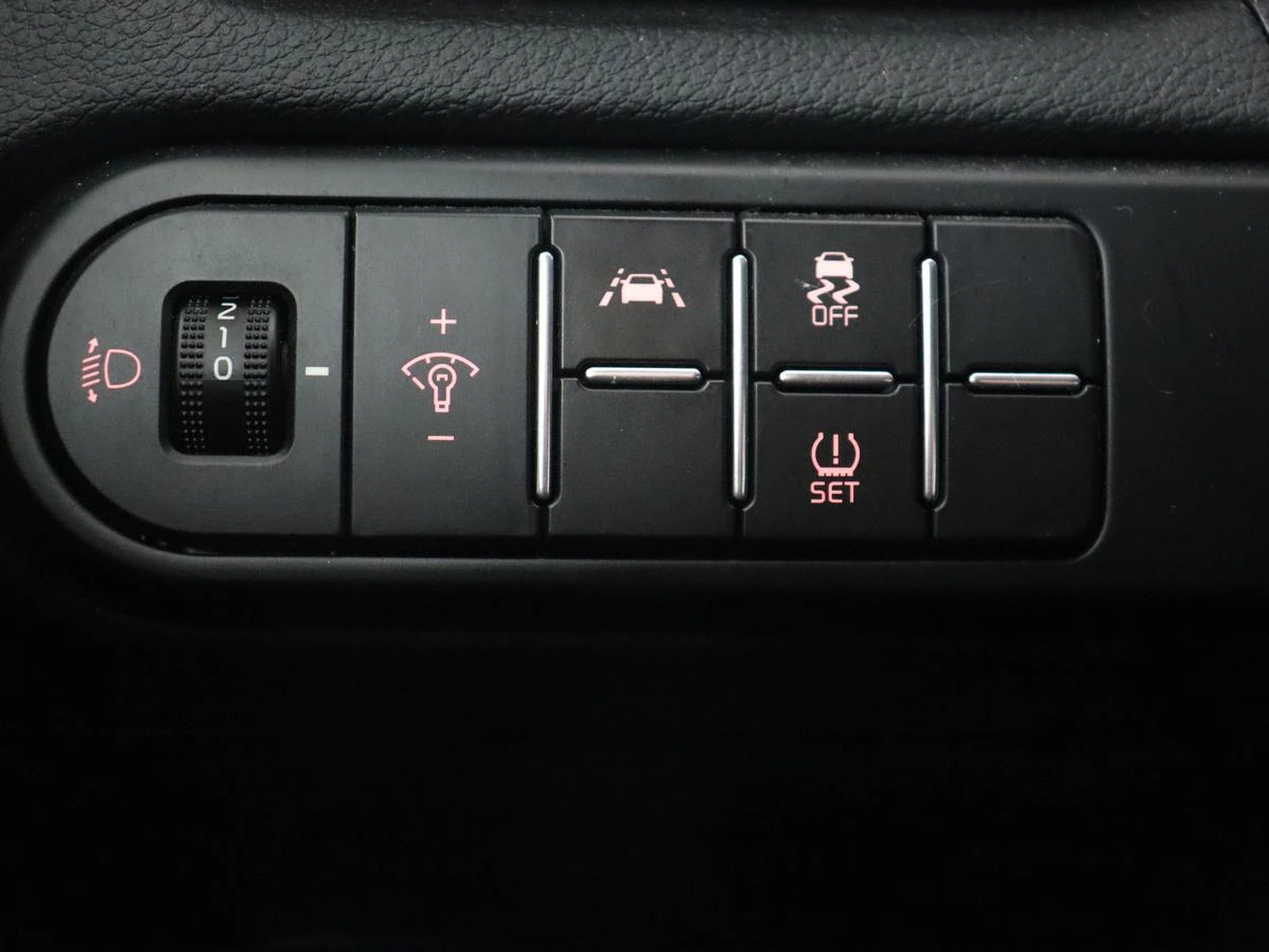 Hoofdafbeelding Kia Ceed