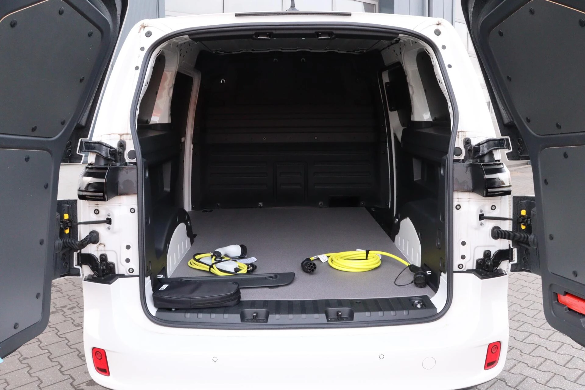 Hoofdafbeelding Volkswagen ID. Buzz Cargo