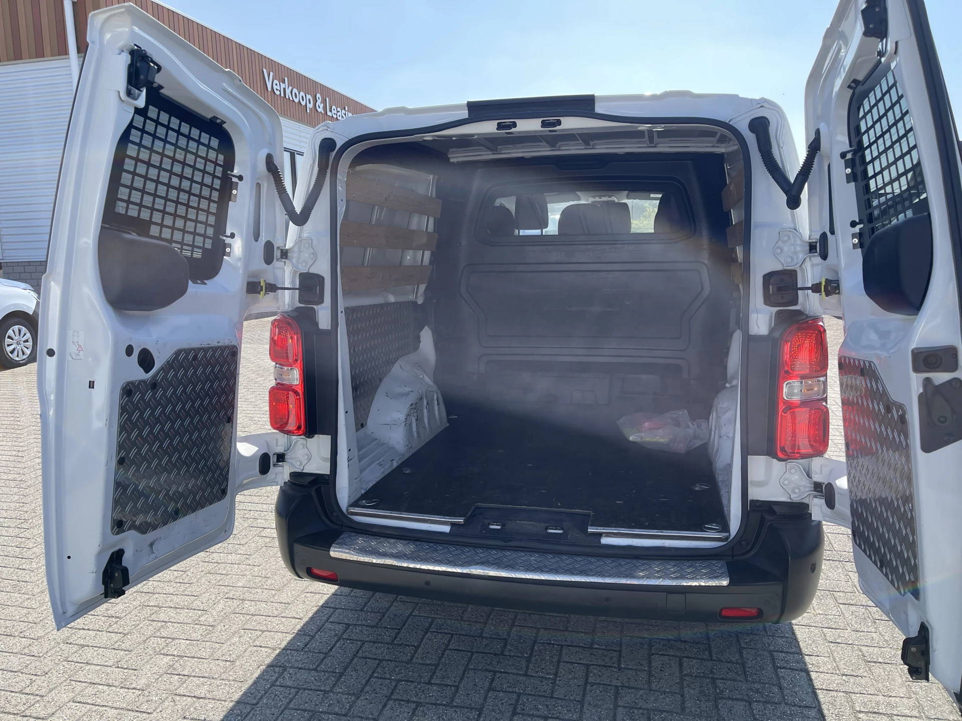 Hoofdafbeelding Opel Vivaro
