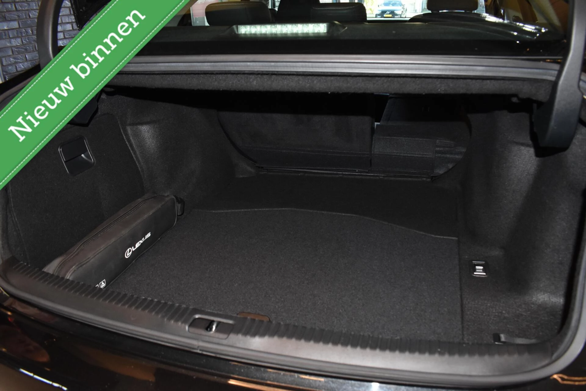 Hoofdafbeelding Lexus IS