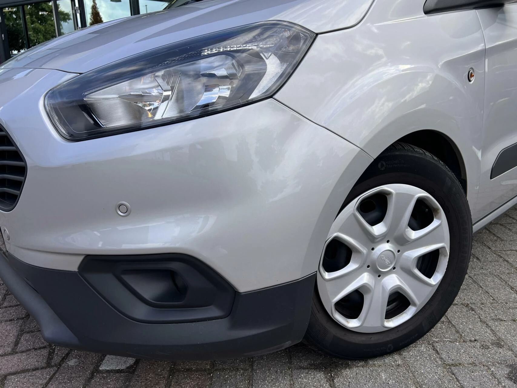 Hoofdafbeelding Ford Transit Courier