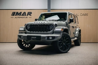 Hoofdafbeelding Jeep Wrangler Jeep Wrangler Unlimited 4xe 380 Sahara | Corse Edition Custom made | Unieke kleur | Hybride |