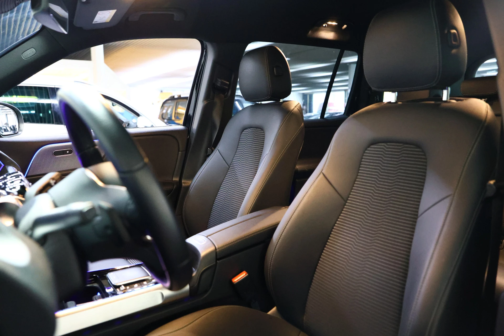 Hoofdafbeelding Mercedes-Benz EQB