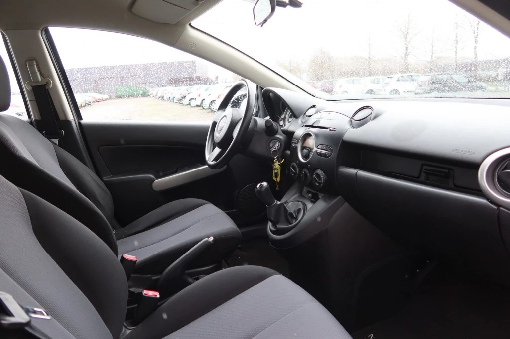 Hoofdafbeelding Mazda 2