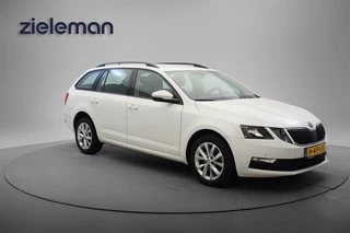Škoda Octavia Combi 1.0 TSI Greentech Business Edition - Carplay, Cruise, PDC, Clima
