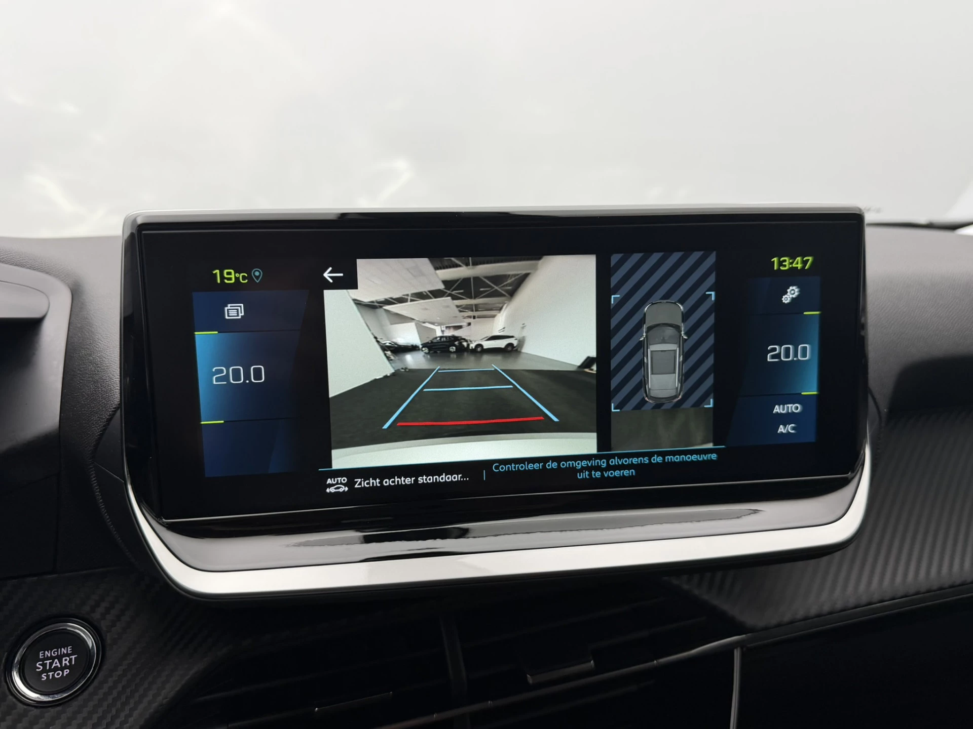 Hoofdafbeelding Peugeot e-2008