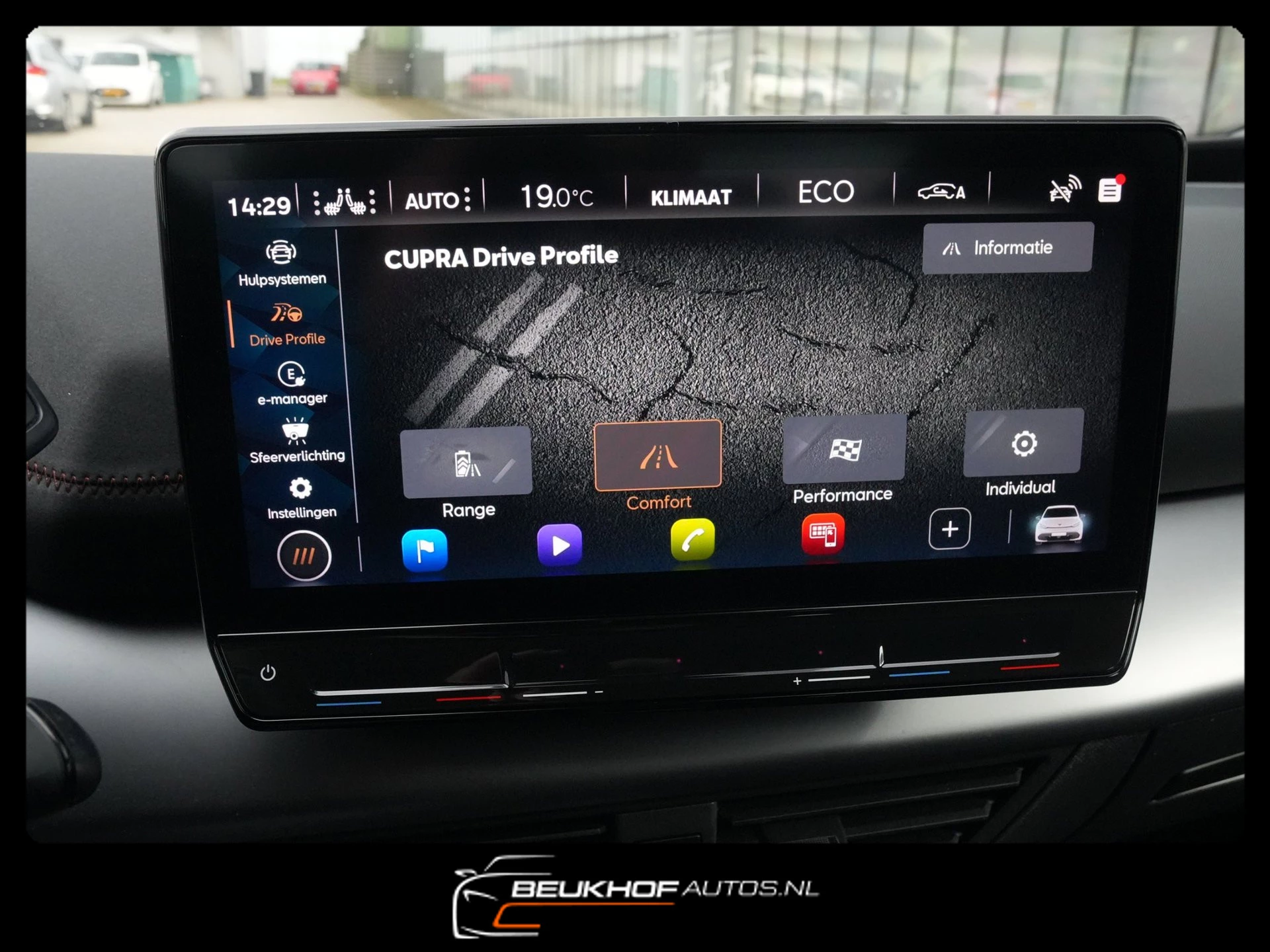 Hoofdafbeelding CUPRA Born