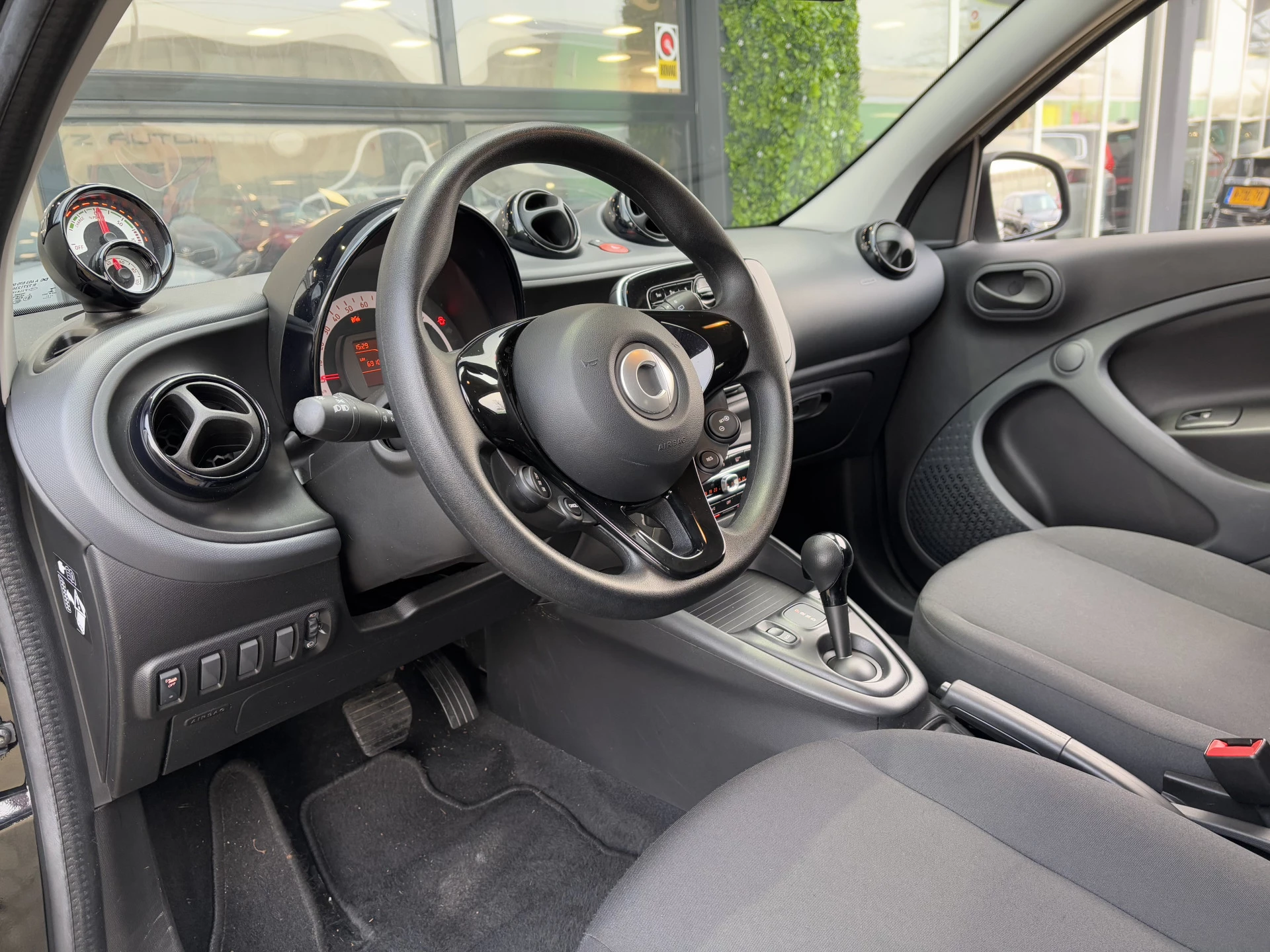 Hoofdafbeelding Smart Forfour