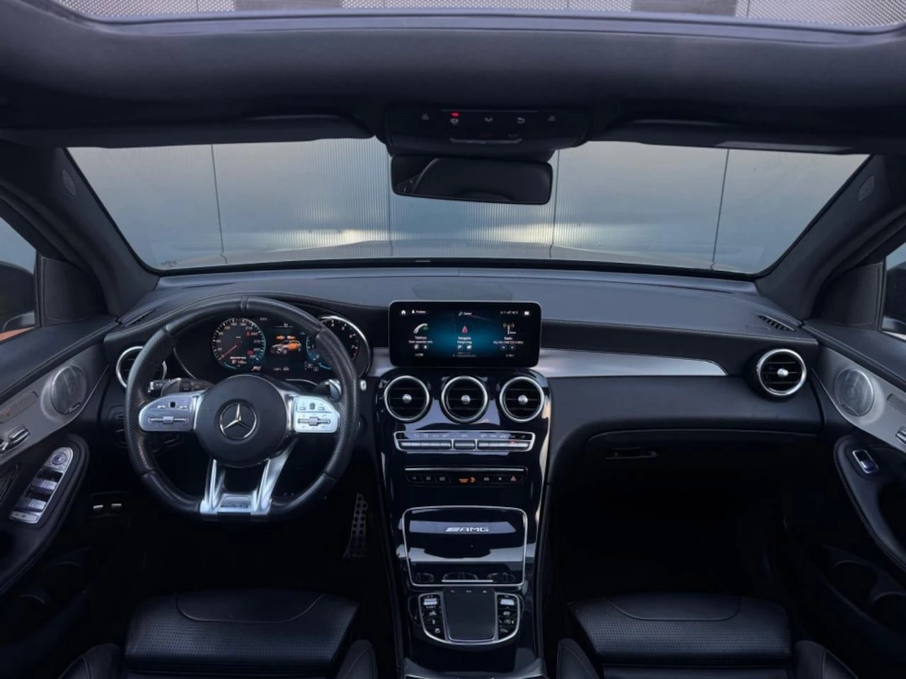Hoofdafbeelding Mercedes-Benz GLC