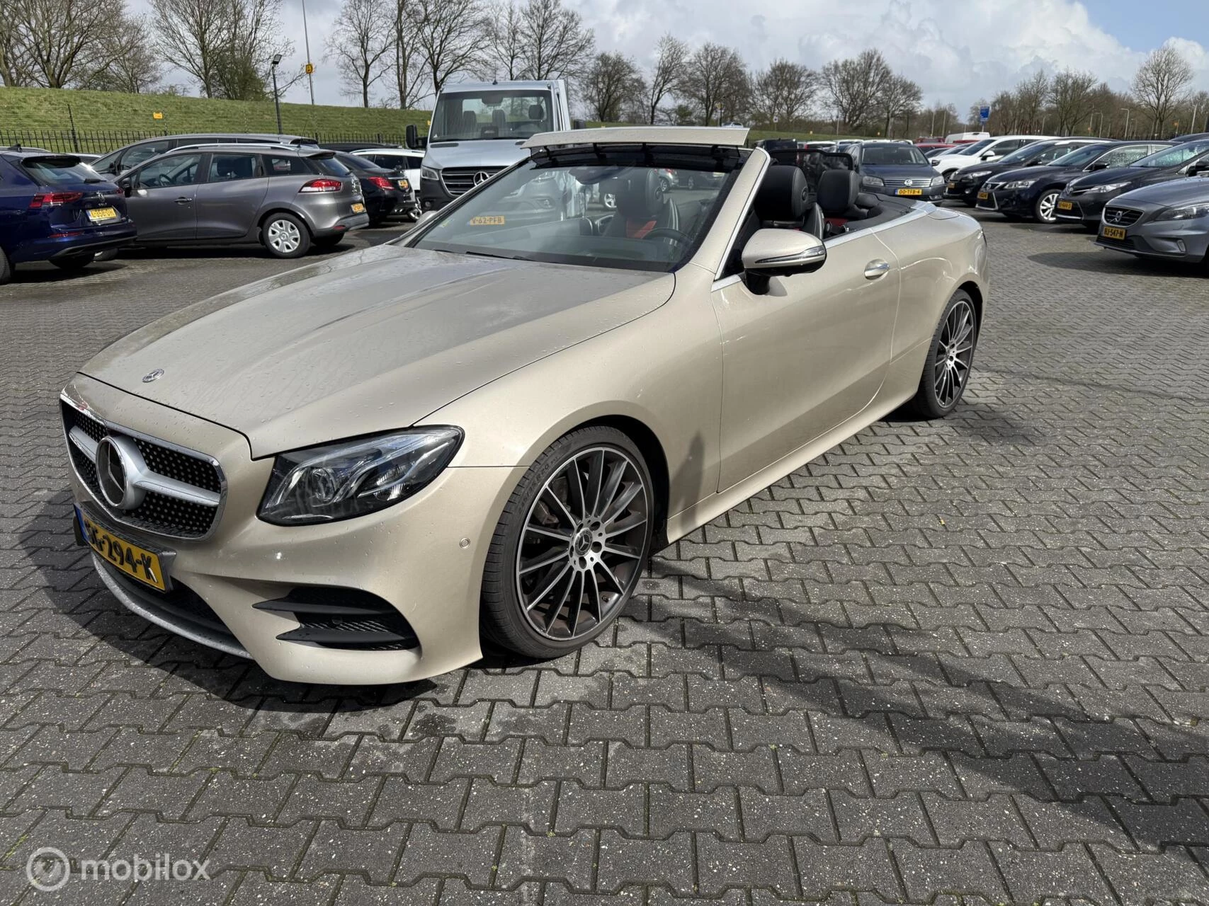 Hoofdafbeelding Mercedes-Benz E-Klasse