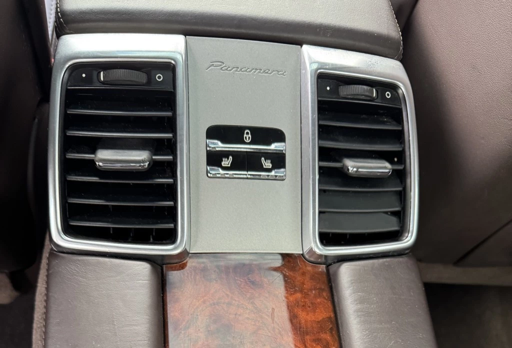 Hoofdafbeelding Porsche Panamera