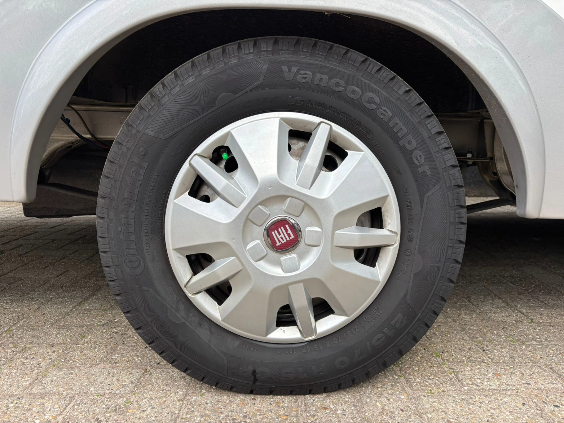 Hoofdafbeelding Adria CORAL S 670SL