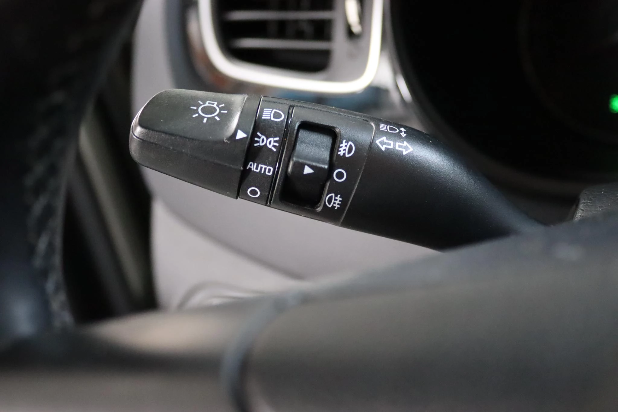 Hoofdafbeelding Kia Carens