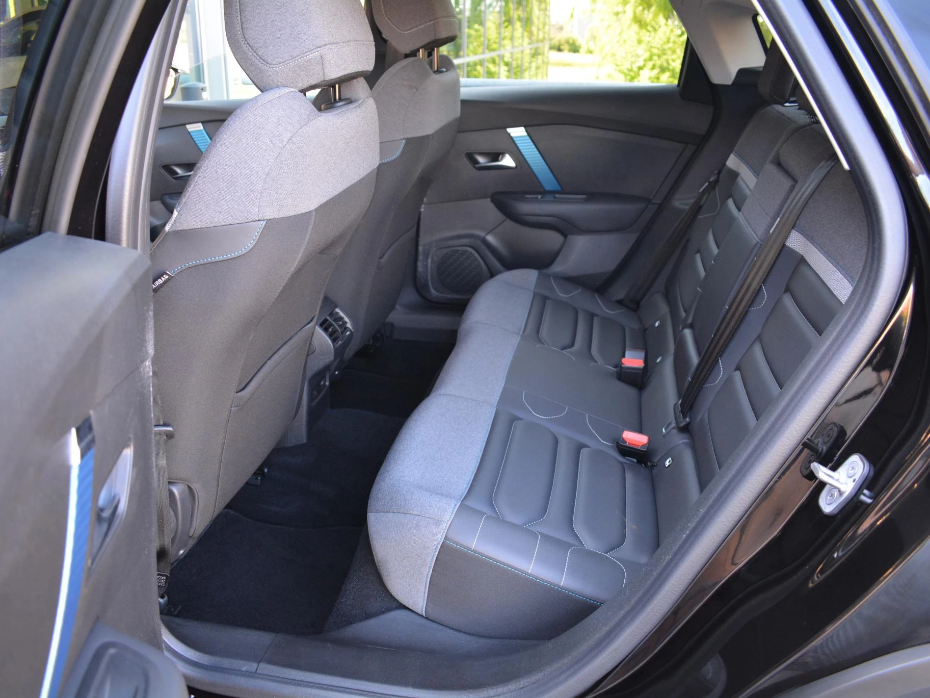 Hoofdafbeelding Citroën ë-C4