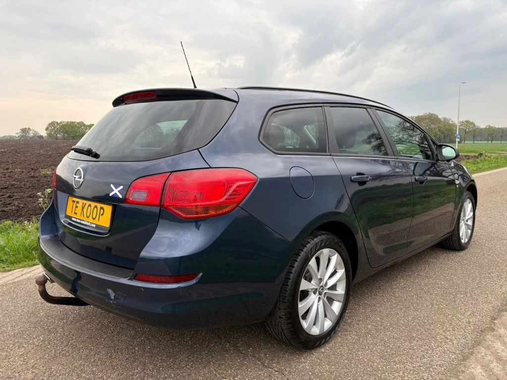 Hoofdafbeelding Opel Astra