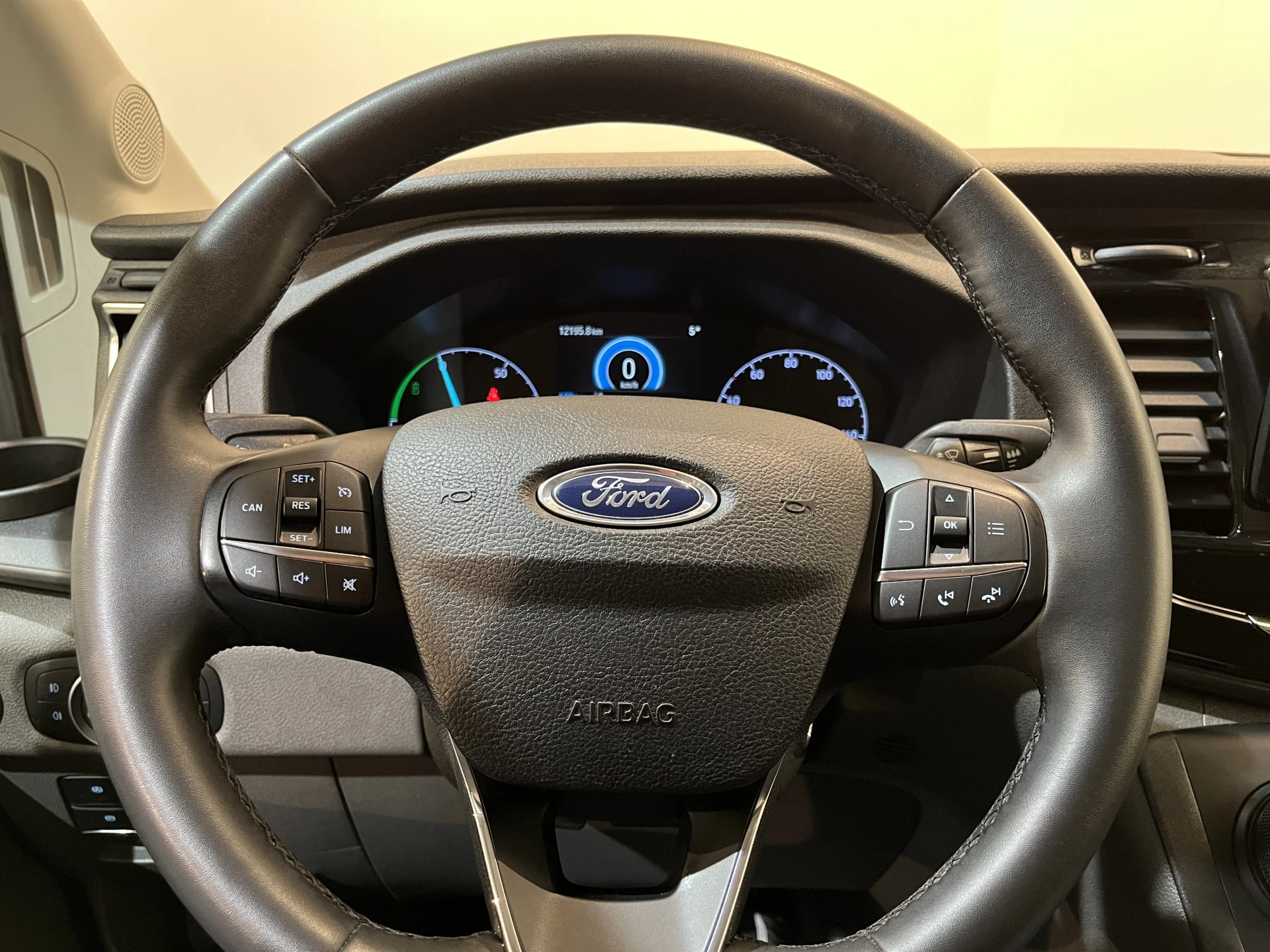 Hoofdafbeelding Ford E-Transit