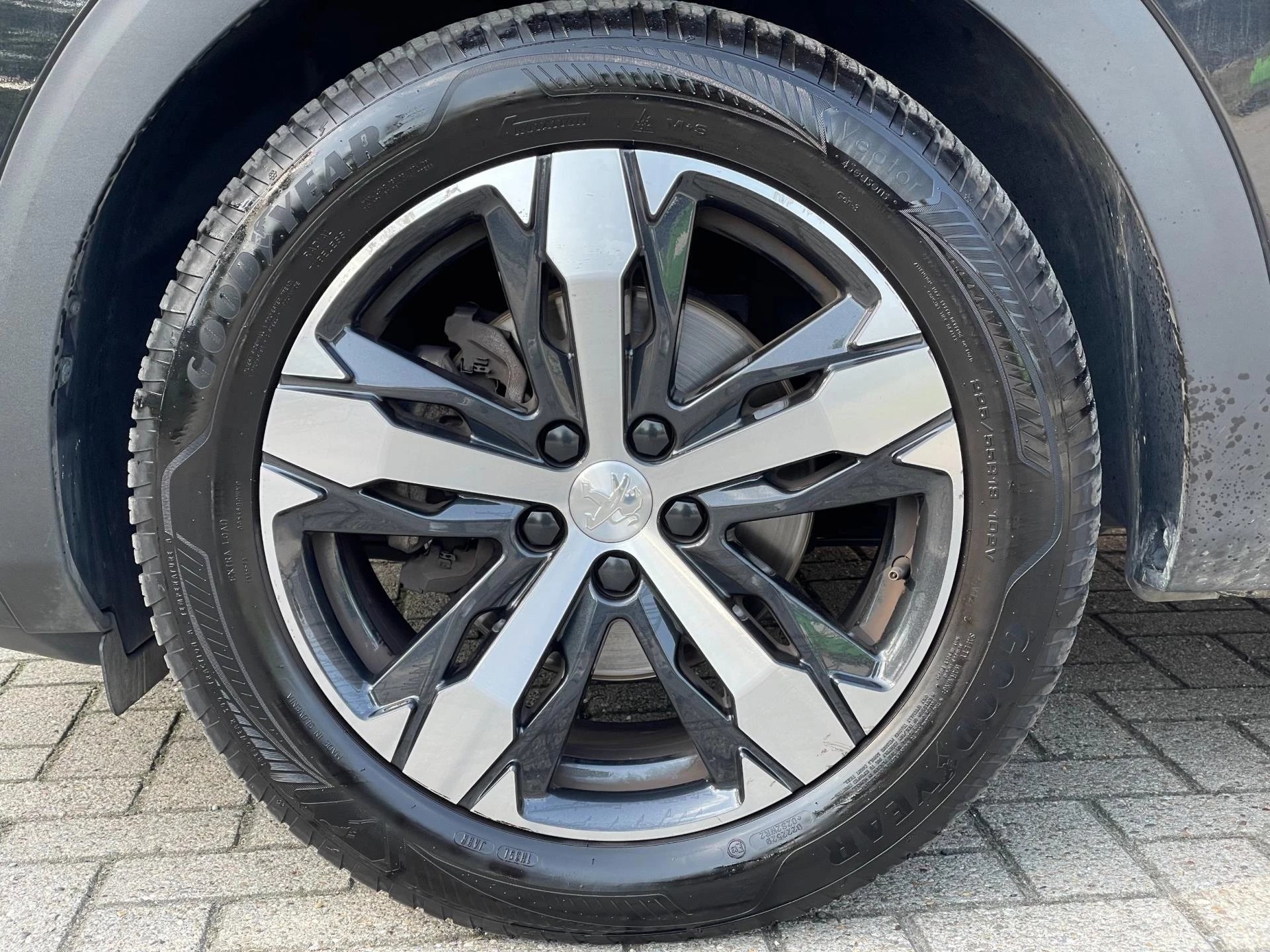 Hoofdafbeelding Peugeot 5008