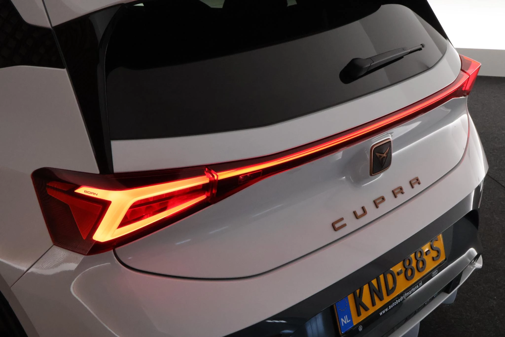 Hoofdafbeelding CUPRA Born