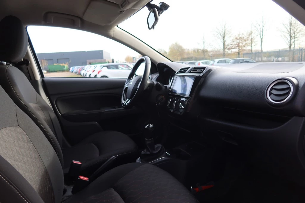 Hoofdafbeelding Mitsubishi Space Star