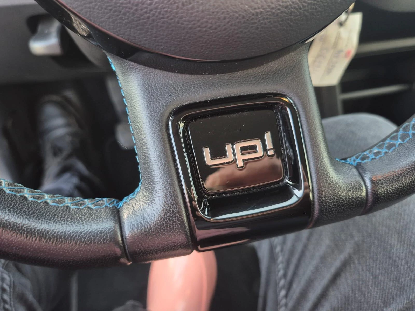 Hoofdafbeelding Volkswagen up!