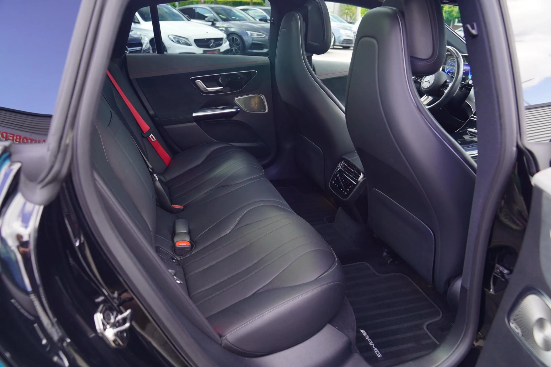 Hoofdafbeelding Mercedes-Benz EQE