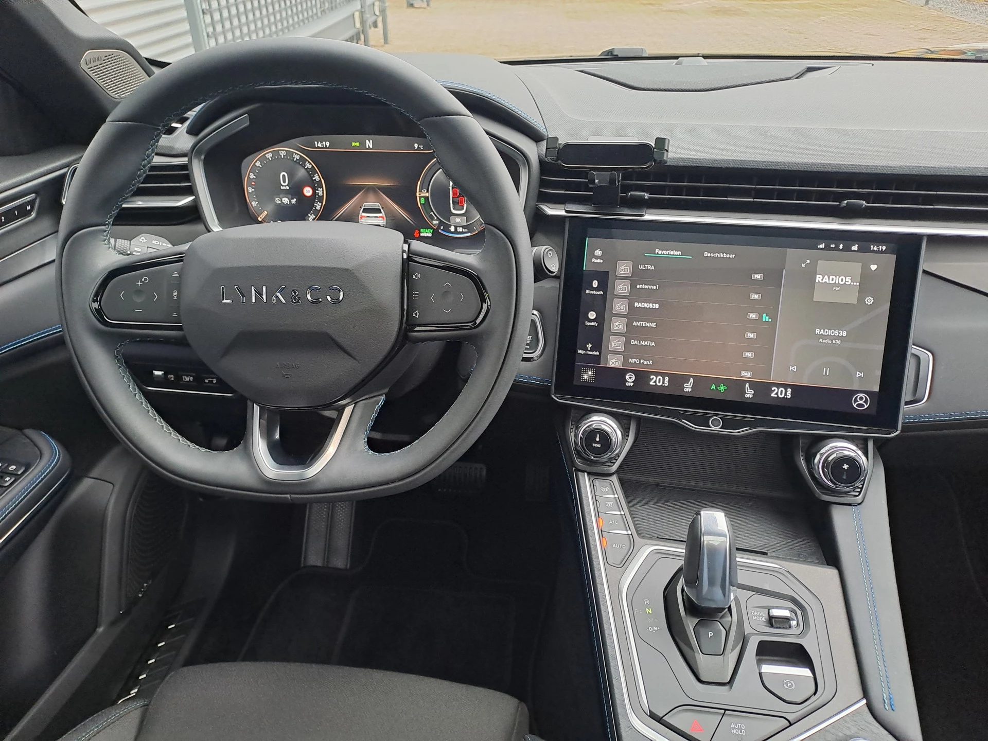 Hoofdafbeelding Lynk & Co 01