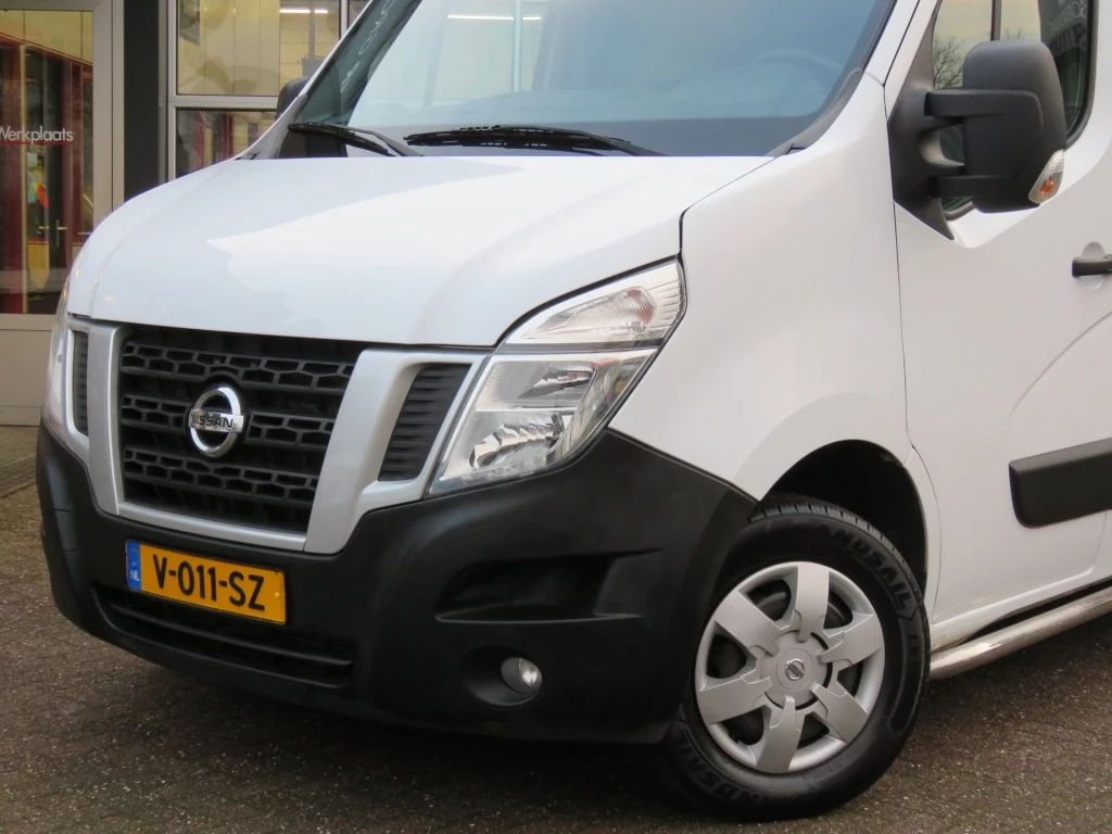 Hoofdafbeelding Nissan NV400