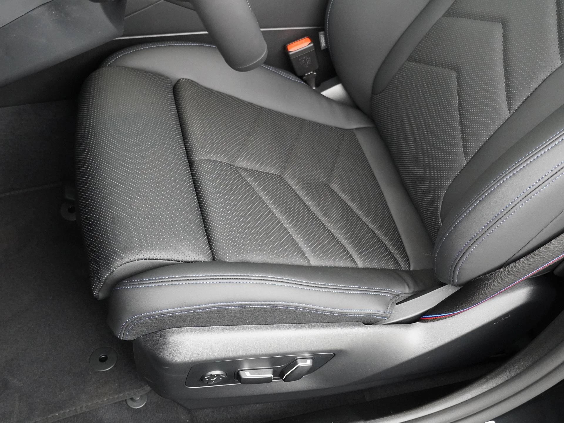 Hoofdafbeelding BMW i5