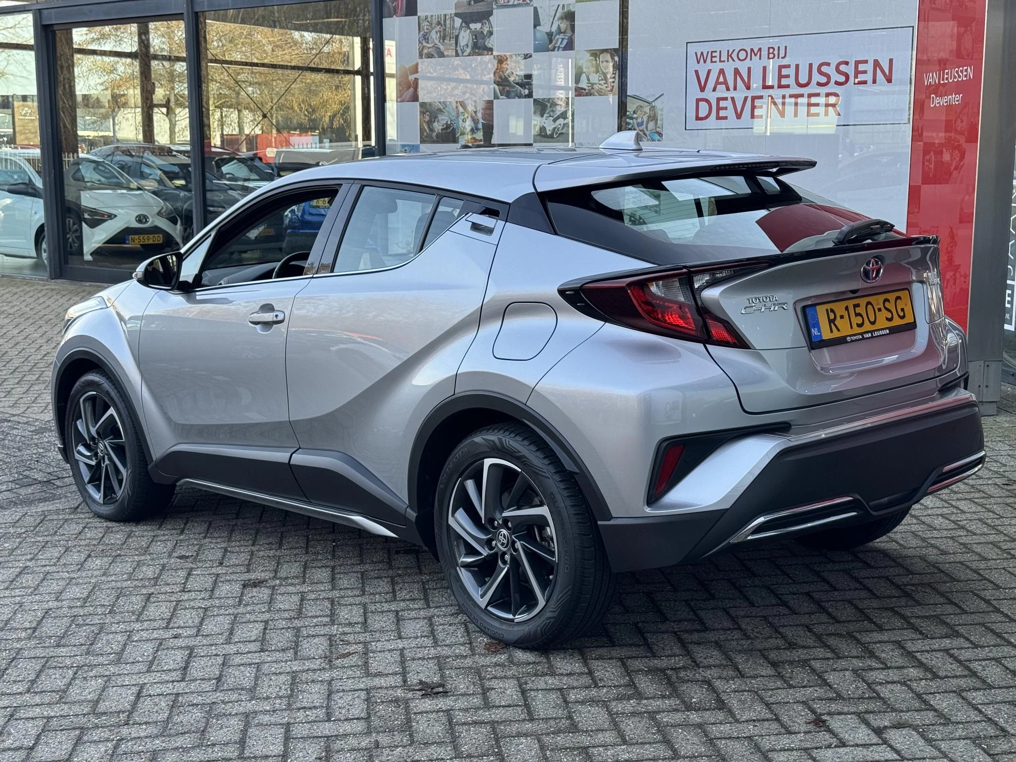 Hoofdafbeelding Toyota C-HR