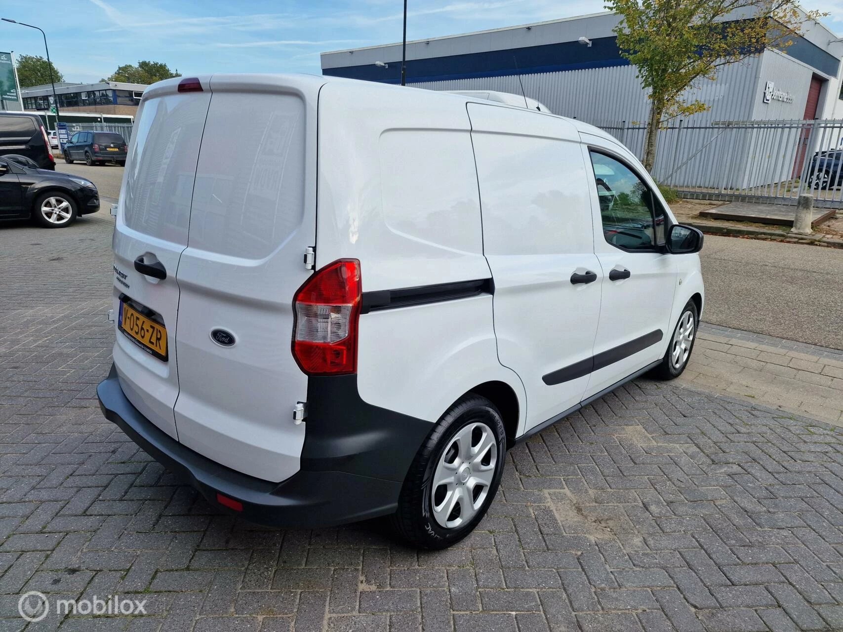 Hoofdafbeelding Ford Transit Courier