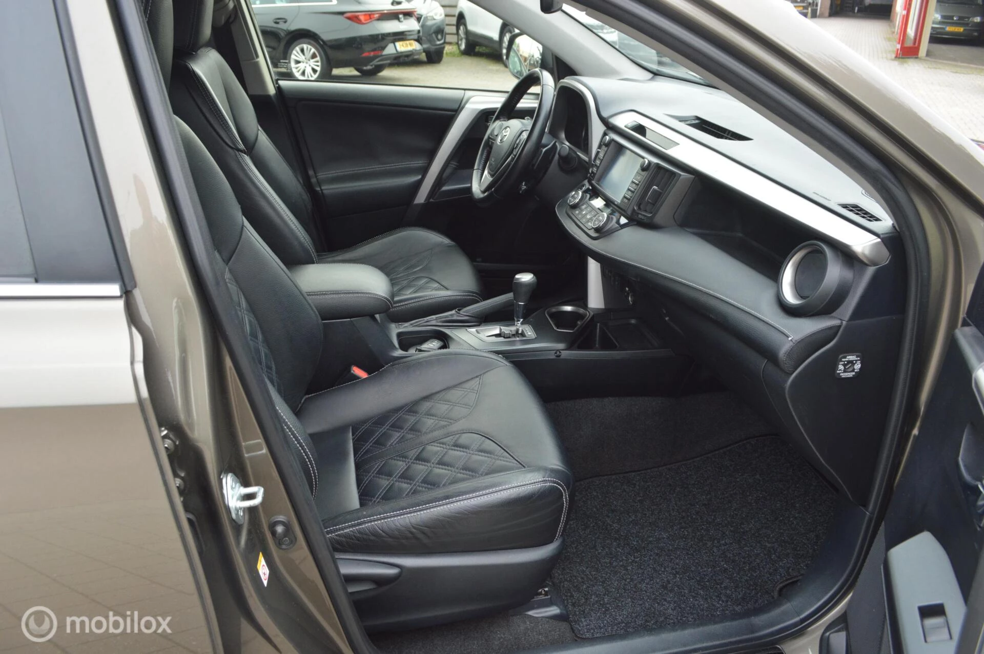 Hoofdafbeelding Toyota RAV4