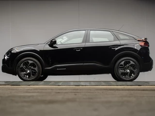 Citroen C4 1.2 Puretech Feel Pack (APPLE CARPLAY,NAVI,CAMERA,DIGITALE COCKPIT,SPORTSTOELEN,GETINT,PDC,LANE ASSIST,NETTESTAAT)