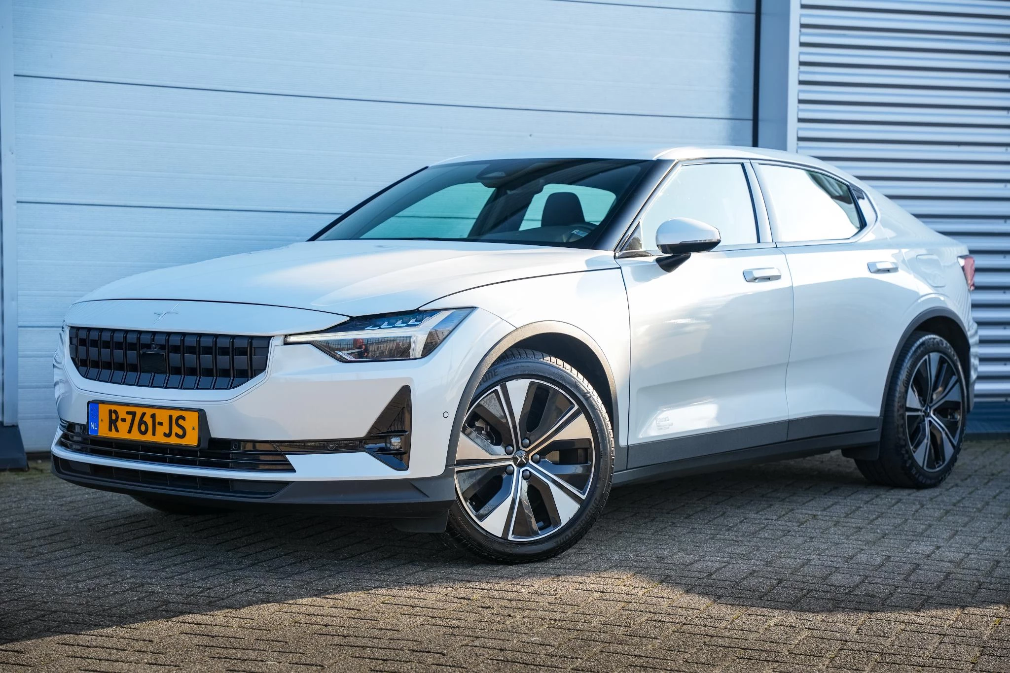 Hoofdafbeelding Polestar 2