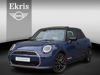 MINI 5-deurs Cooper C Favoured Trim | Pakket L | Glazen panoramadak | Driving Assistant | Parking Assistant Plus | HIFI System Harman Kardon