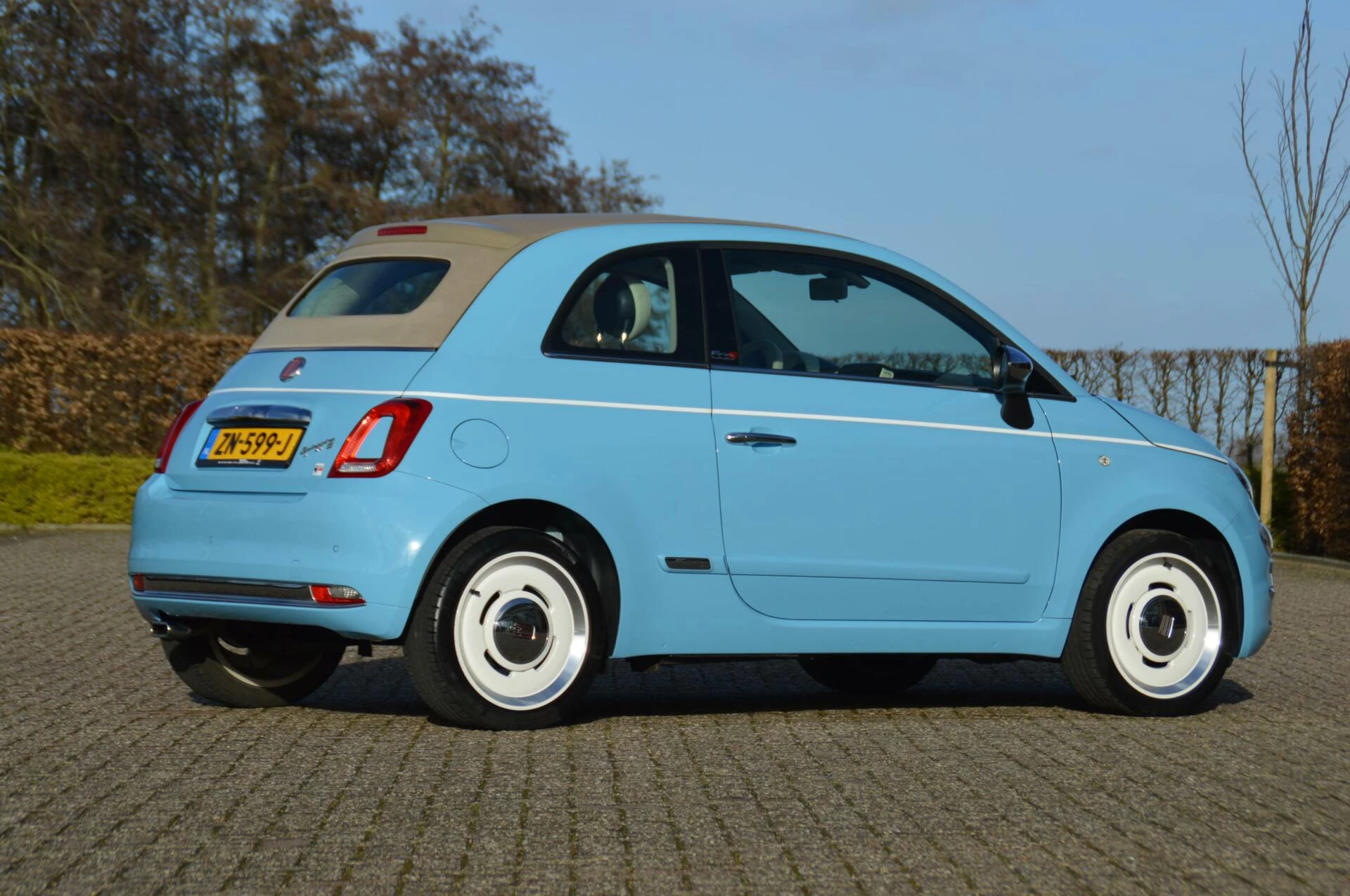 Hoofdafbeelding Fiat 500C