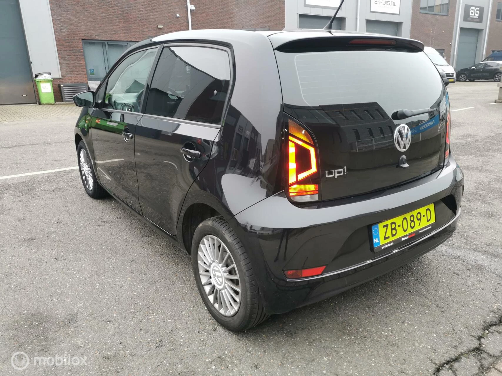 Hoofdafbeelding Volkswagen up!