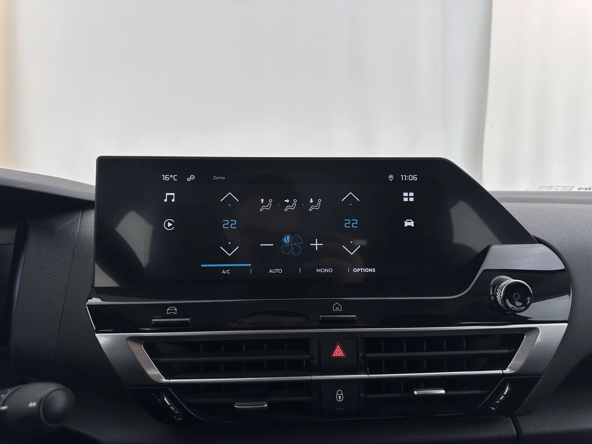 Hoofdafbeelding Citroën ë-C4 X