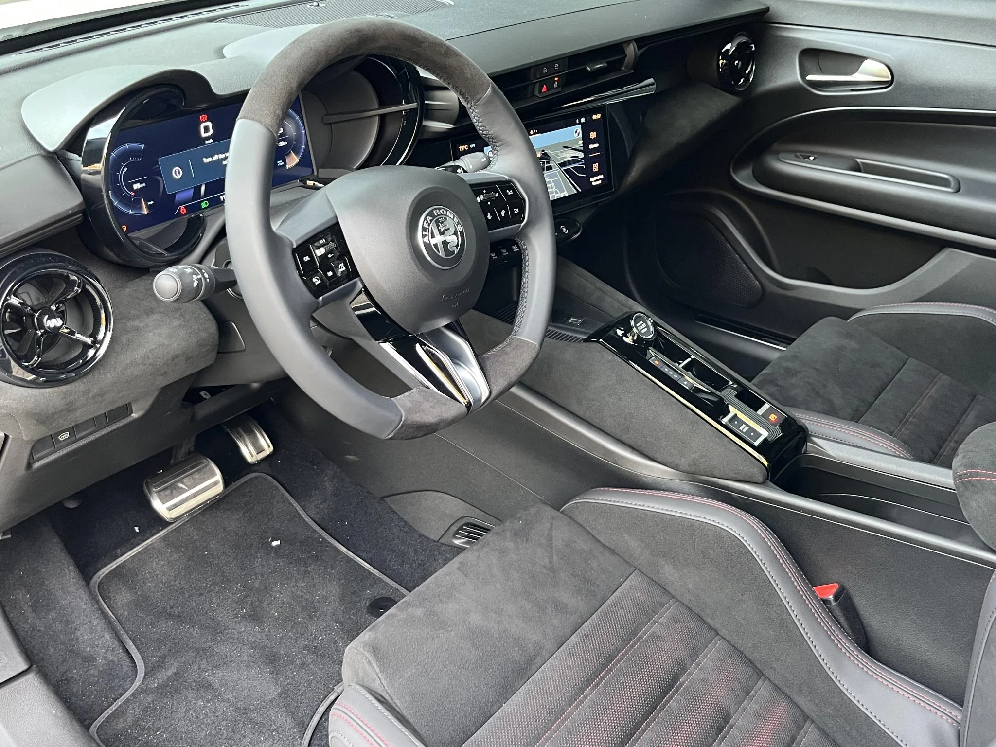 Hoofdafbeelding Alfa Romeo Junior