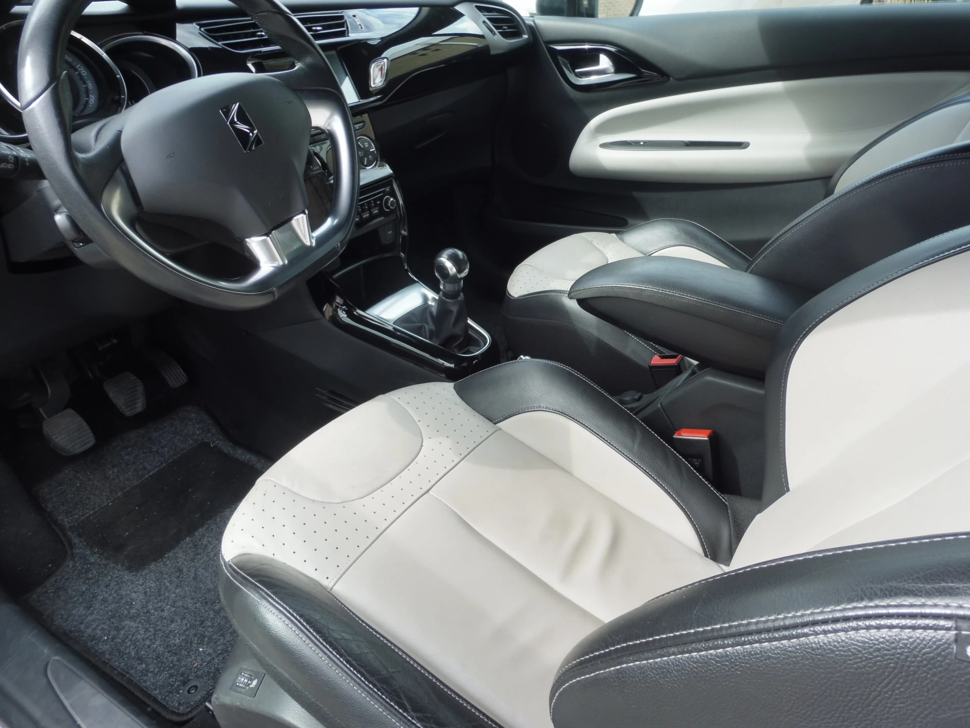 Hoofdafbeelding Citroën DS3