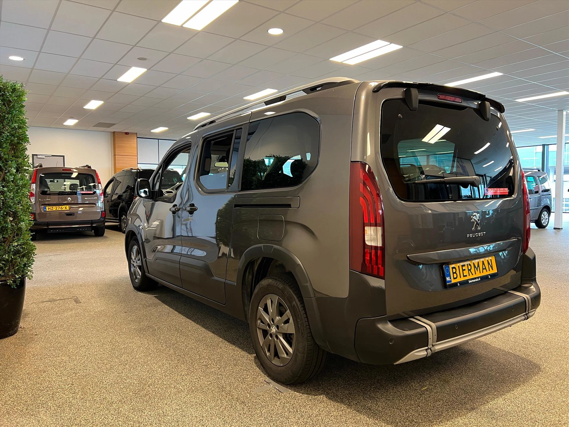 Hoofdafbeelding Peugeot Rifter