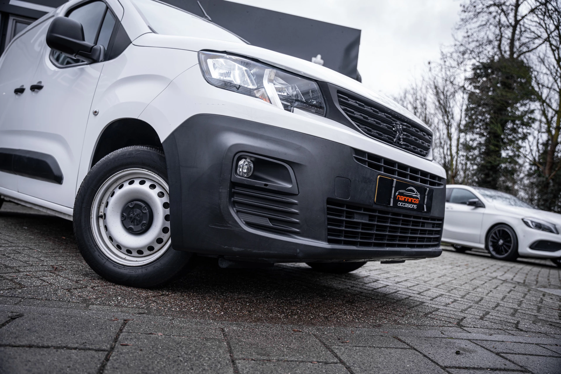 Hoofdafbeelding Peugeot Partner