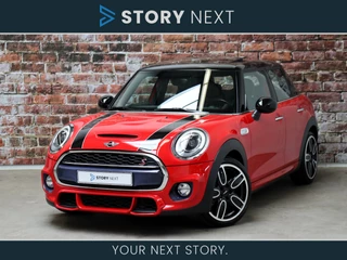 MINI Cooper S Hatchback Business Automaat 5 deurs / Navigatiesysteem / Leder / Panoramadak / LED / 18 Inch / Stoelverwarming / Climate Control / John Cooper Works Exterieur / Bluetooth / Cruise Control