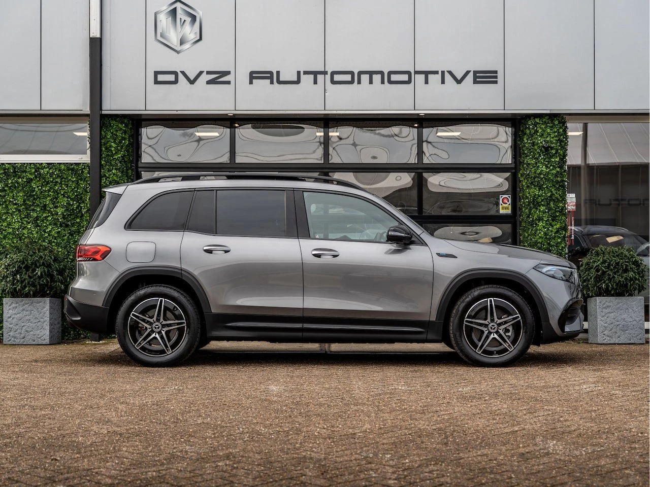 Hoofdafbeelding Mercedes-Benz EQB