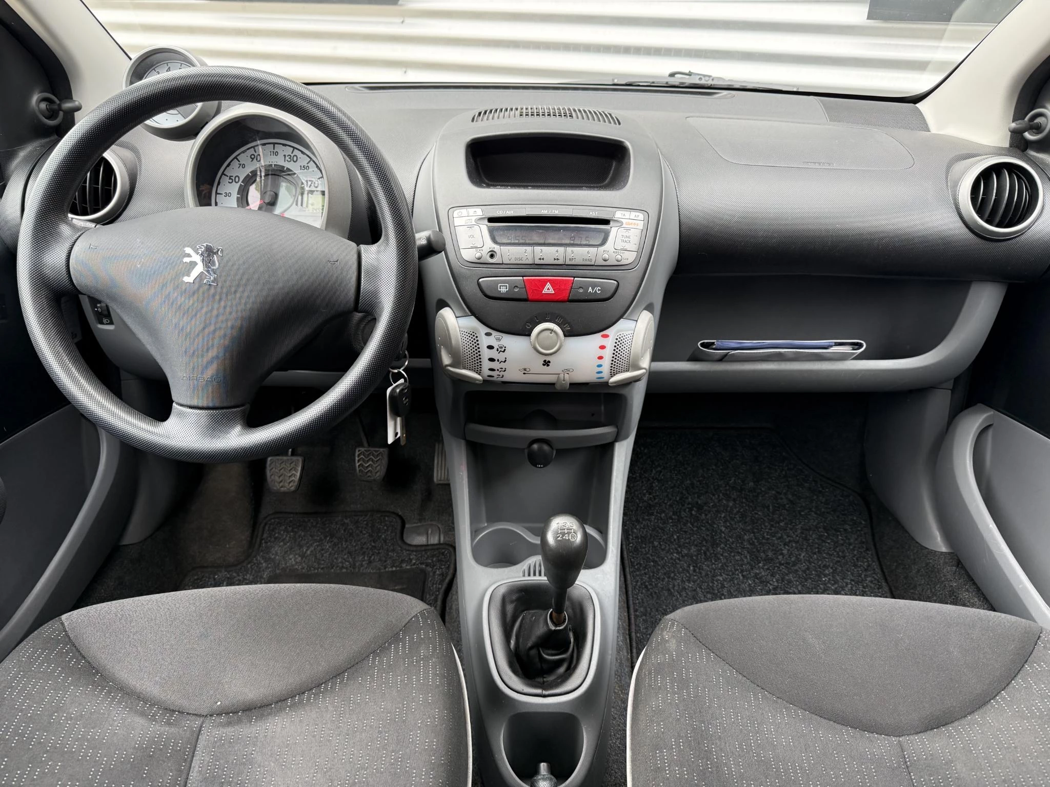 Hoofdafbeelding Peugeot 107